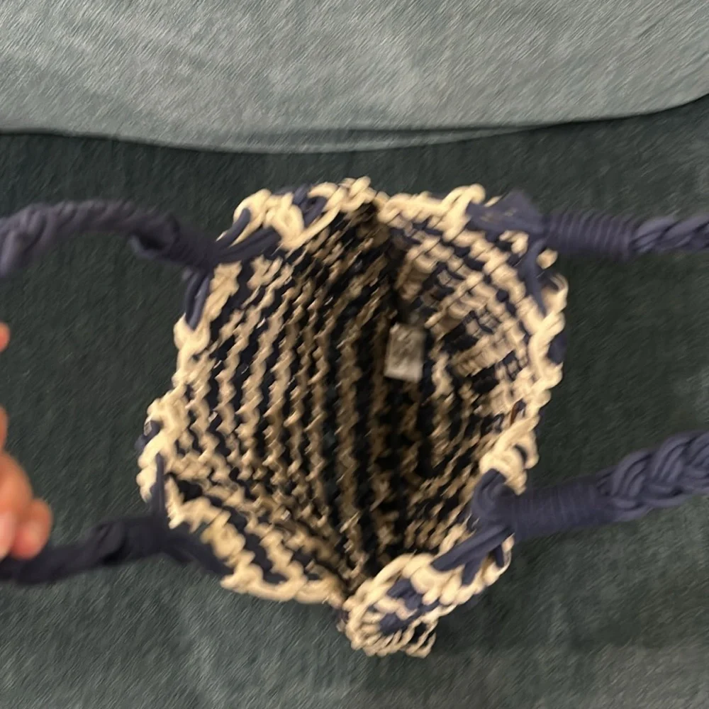 NWT! CADIZ HAND-KNOTTED ROPE TOTE
